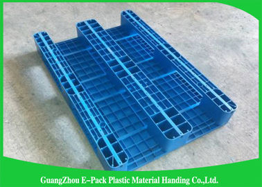 De standaardgrootte Stapelbare Plastic Pallets, verdubbelen Onder ogen gezien Op zwaar werk berekende Pallets Hoge Lading