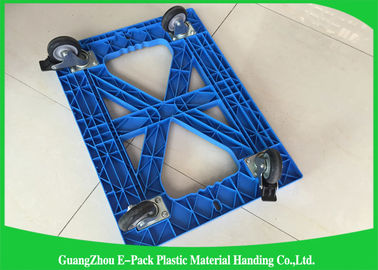 750 * 570 * 175mm het Plastic Dolly Bewegen zich Pallet Op zwaar werk berekende Vierwielige 100% pp