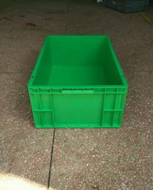 Maagdelijke Containers van de Polyethyleen Groene Stapelbare Plastic Opslag 600*400*230mm Standaardgroottetransportband en Sorterend Systeem