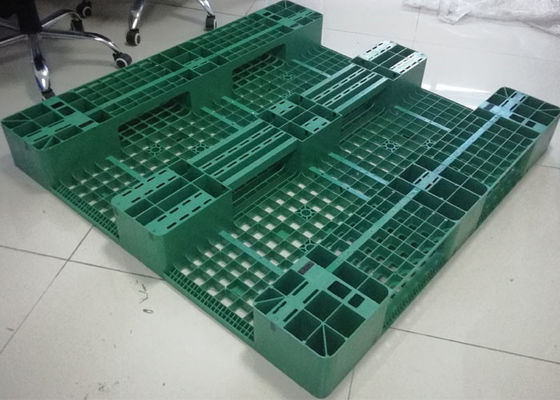 Douanehdpe 6T Op zwaar werk berekende Plastic Pallets 4 Maniervorkheftruck