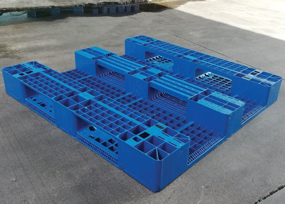 2000kg op zwaar werk berekend Plastic Pallets8pcs Staal die binnen versterken