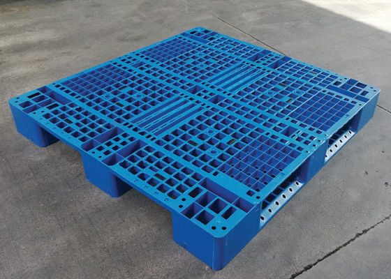 2000kg op zwaar werk berekend Plastic Pallets8pcs Staal die binnen versterken